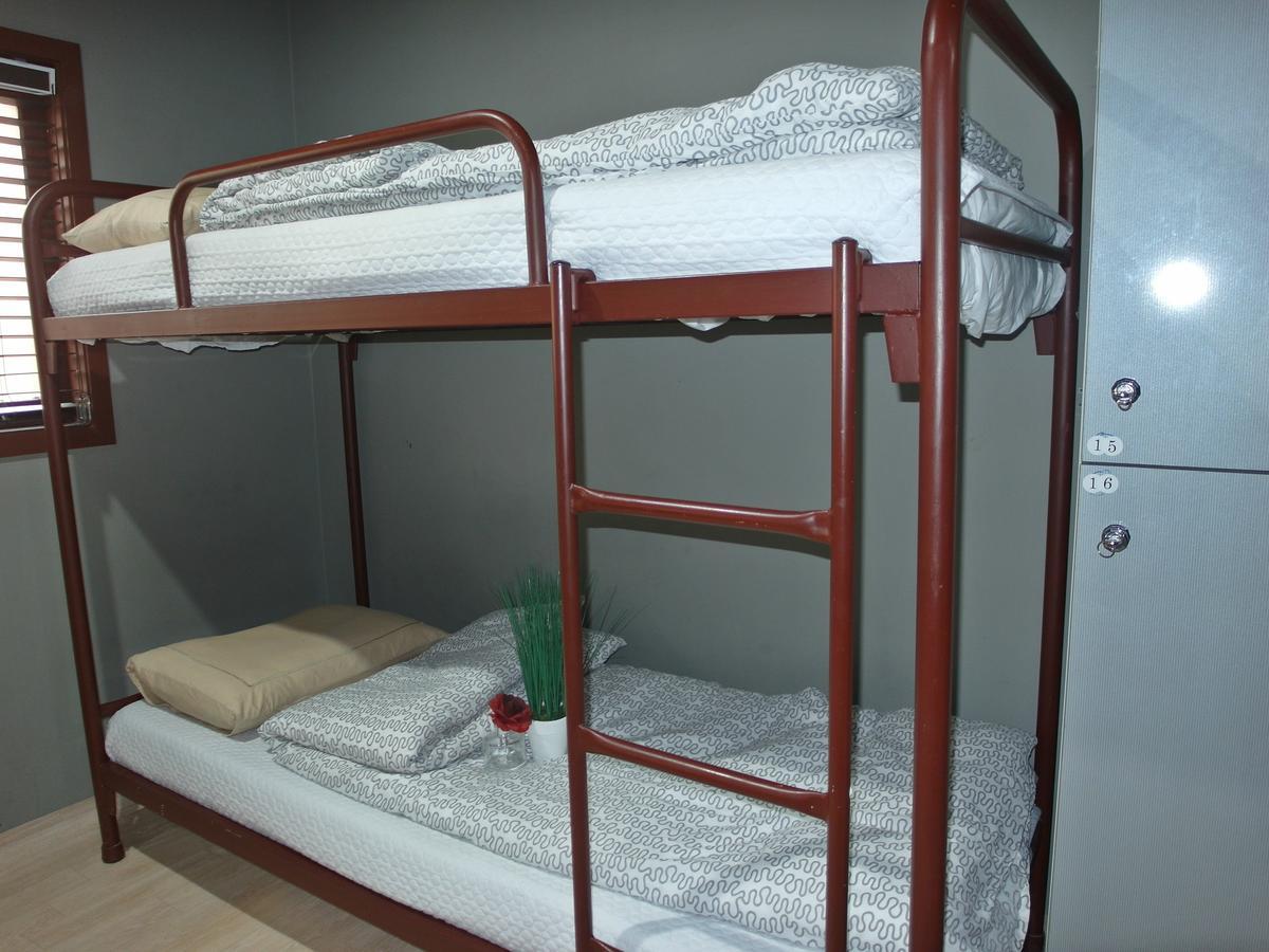 Fnstay Muslim Friendly Guesthouse Сеул Экстерьер фото