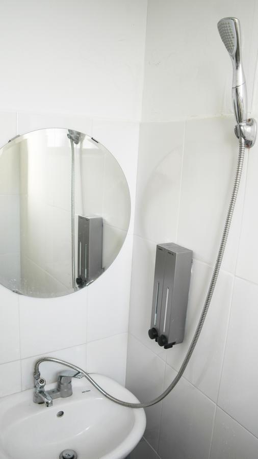 Fnstay Muslim Friendly Guesthouse Сеул Экстерьер фото