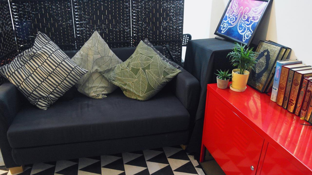 Fnstay Muslim Friendly Guesthouse Сеул Экстерьер фото