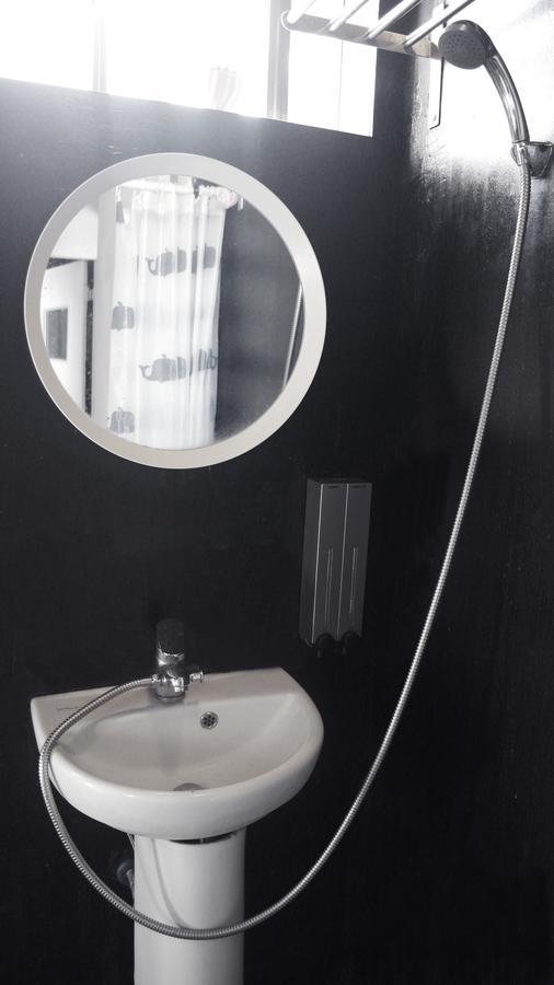 Fnstay Muslim Friendly Guesthouse Сеул Экстерьер фото